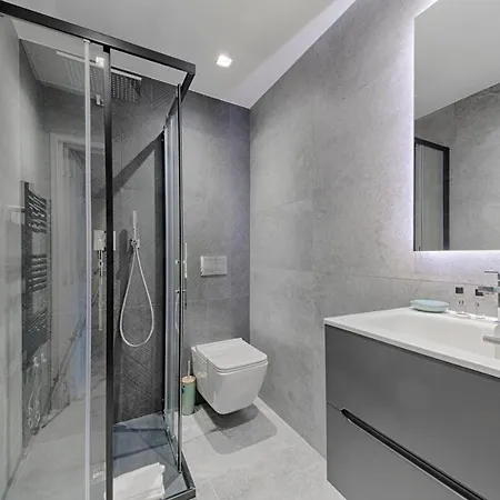 Daire Magnificent Studio Garibaldi Square - Brand New